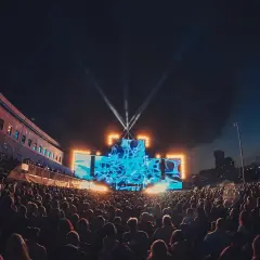 Tłumy na koncercie Boris Brejcha Polska. Niesamowita atmosfera i wizualizacje na scenie.