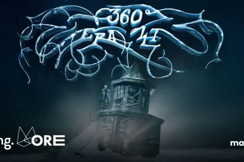 Postać na wieży pod lodowym napisem "360°". Logo "Going. MORE" i "magazyn".