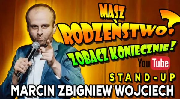 Mężczyzna z mikrofonem, wskazujący palcem, na tle napisu "Masz Rodzeństwo? Zobacz Koniecznie!" i logo YouTube.
